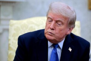 {"role":"assistant","content":"Trump’s Unusual Words Reveal Stunning Flaws in Ukraine Peace Plan","refusal":null,"annotations":[]}